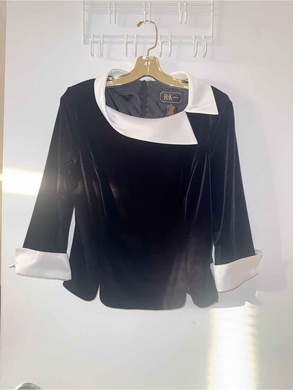 R&K Vintage Black Velvet Top with White Contrast Collar and Cuffs